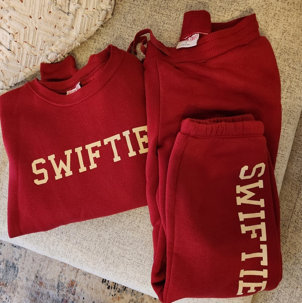 Swiftie sweats